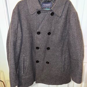 Roundtree & Yorke Gray Wool Peacoat Classic Design